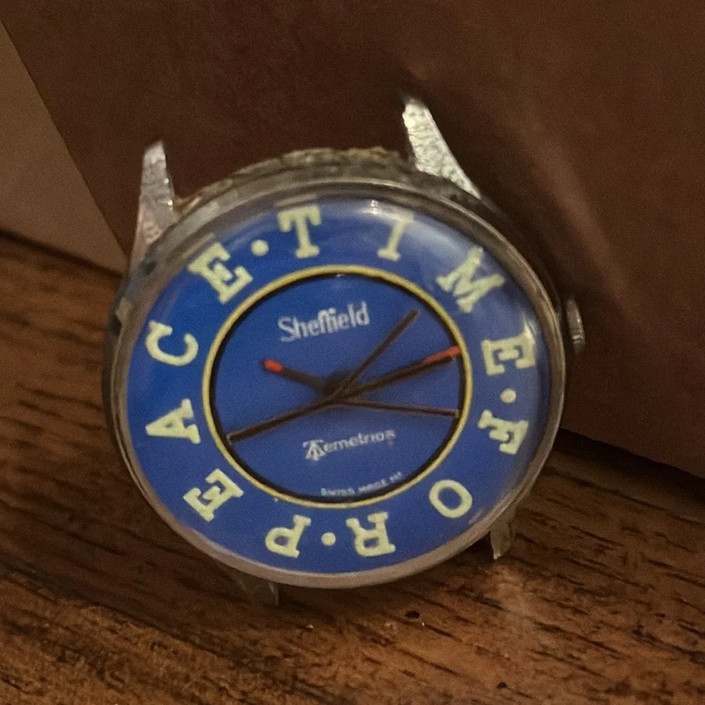 TIME FOR PEACE 1970’S WATCH - FOR PARTS OR REPAIR | Peace Sign Hands